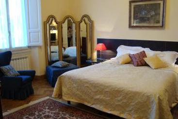 Bed & Breakfast Trentatre  | Firenze | Florence | Italia 1