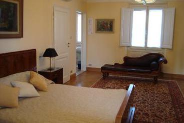 Bed & Breakfast Trentatre  | Firenze | Florence | Italia 2