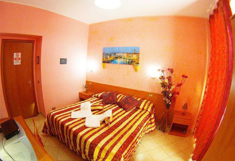 Bed & Breakfast Centre Of The World  | Roma | Roma | Italia 2