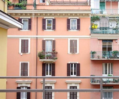 Bed & Breakfast Centre Of The World  | Roma | Roma | Italia 9