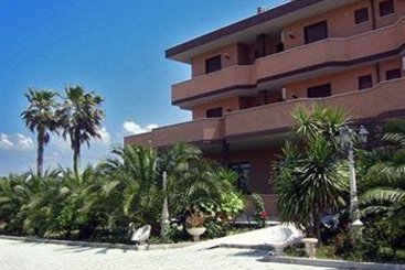 Hotel Le Palme 2011  | Tor san Lorenzo | Rome | Italy 10