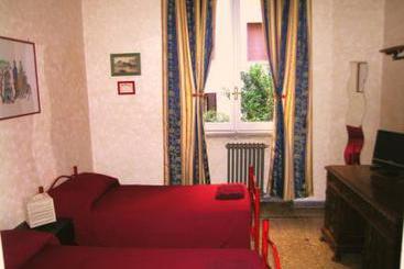 Bed and Breakfast Bed&Breakfast Domus Maximi  | Roma | Roma | Italia 3