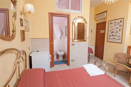 Grand Bed & Breakfast Suites & Apartments at Saint Paul  | Roma | Roma | Italia 10