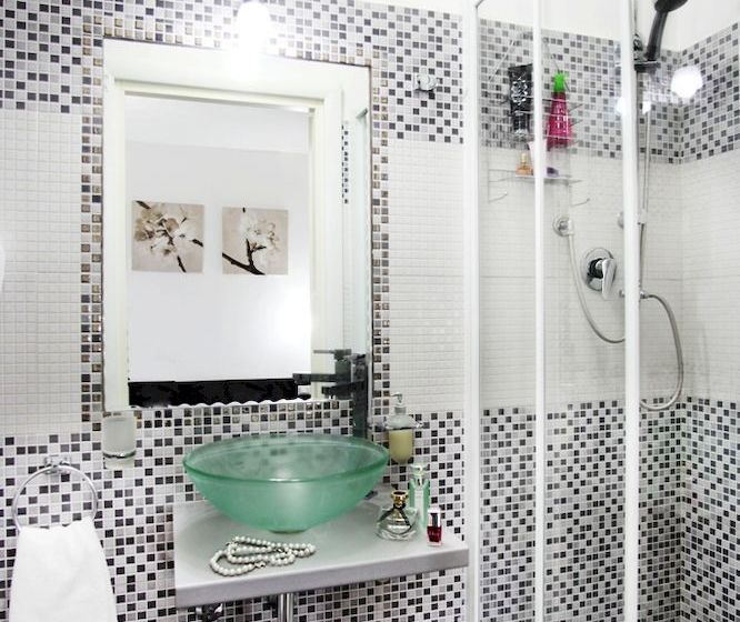 Bed and Breakfast Bed&Breakfast Roma Cheap & Chic  | Roma | Roma | Italia 19