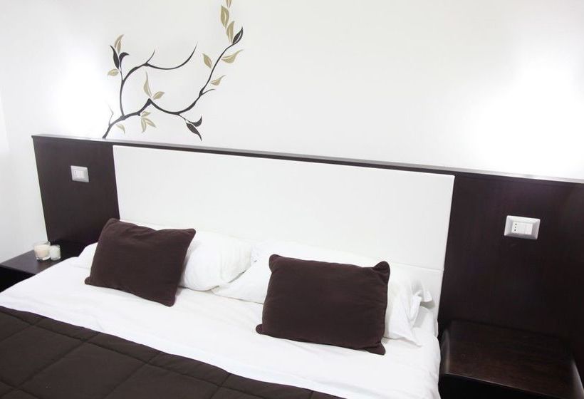 Bed and Breakfast Bed&Breakfast Roma Cheap & Chic  | Roma | Roma | Italia 2