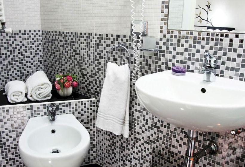 Bed and Breakfast Bed&Breakfast Roma Cheap & Chic  | Roma | Roma | Italia 4