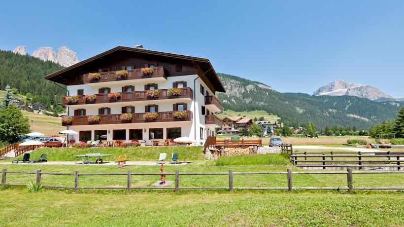 Hotel Cèsa Edelweiss  | Campitello di Fassa | Trento | Italia 12