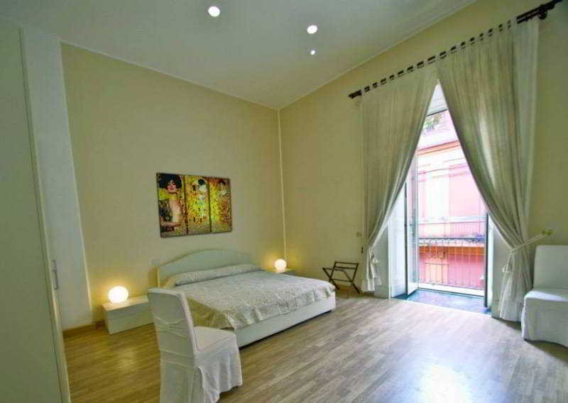 Bed and Breakfast Bed&Breakfast Palazzo Ruffo di Bagnara  | Napoli | Napoli | Italia 7