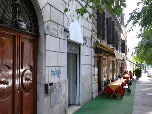 Bed and Breakfast Bed&Breakfast All Seasons  | Roma | Roma | Italia 2