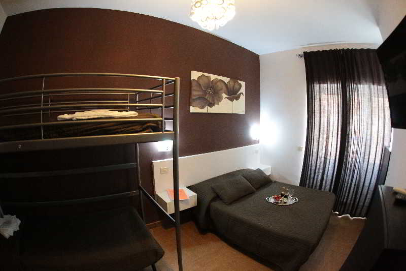 Pensione Vatican Palace  | Capo Vaticano | Vibo Valentia | Italia 8