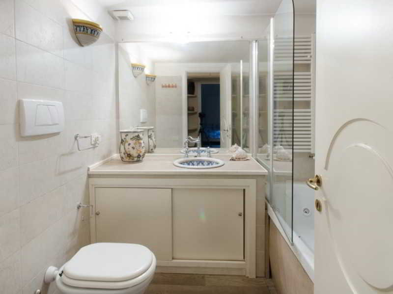 Hotel Imperial Fora Spacious Apartment  | Roma | Roma | Italia 18