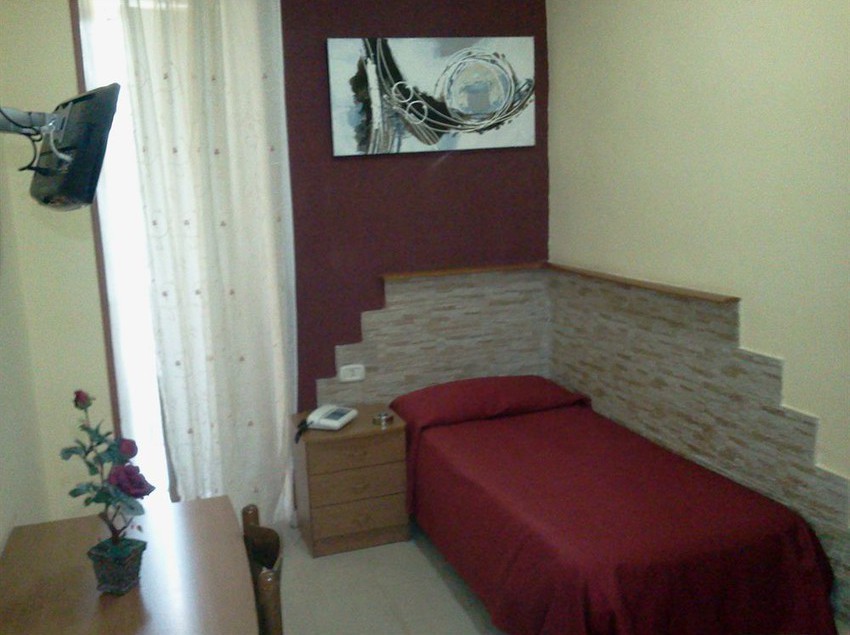 Hotel Poker  | Napoli | Napoli | Italia 2