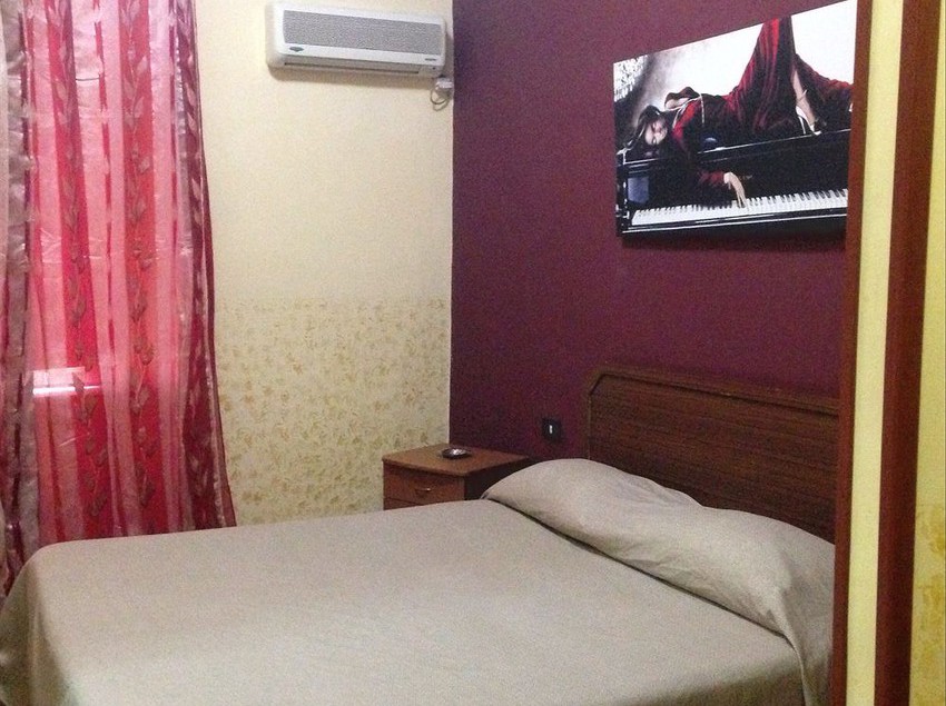 Hotel Poker  | Napoli | Napoli | Italia 4