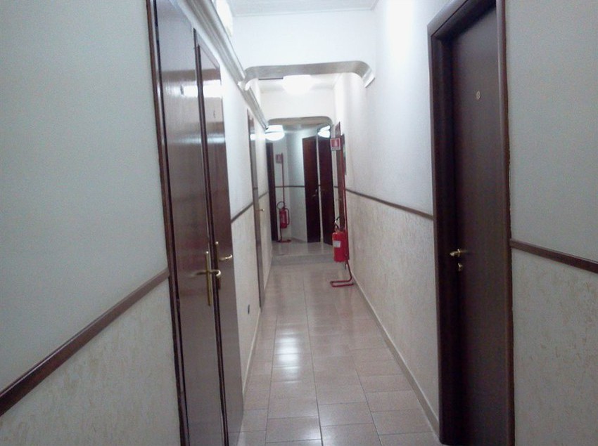 Hotel Poker  | Napoli | Napoli | Italia 8