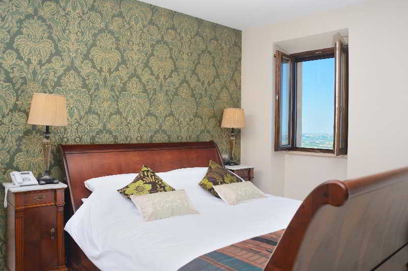 Hotel Leone  | San Benedetto del Tronto | Ascoli Piceno | Italia 11