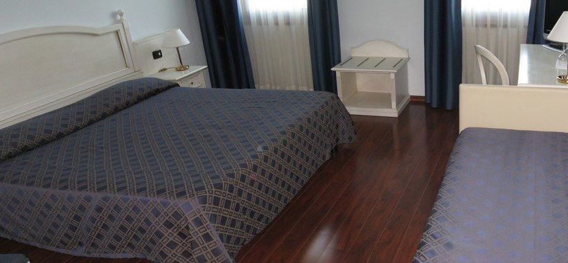 Hotel International  | Iseo | Brescia | Italy 12