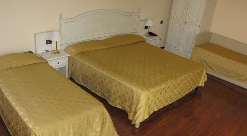 Hotel International  | Iseo | Brescia | Italy 13