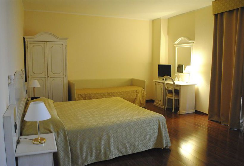 Hotel International  | Iseo | Brescia | Italy 4