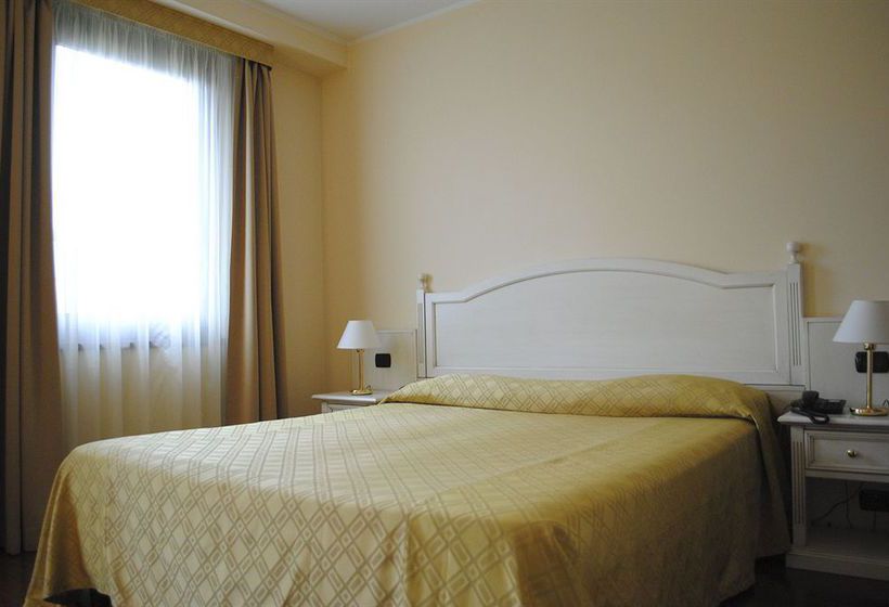 Hotel International  | Iseo | Brescia | Italy 7