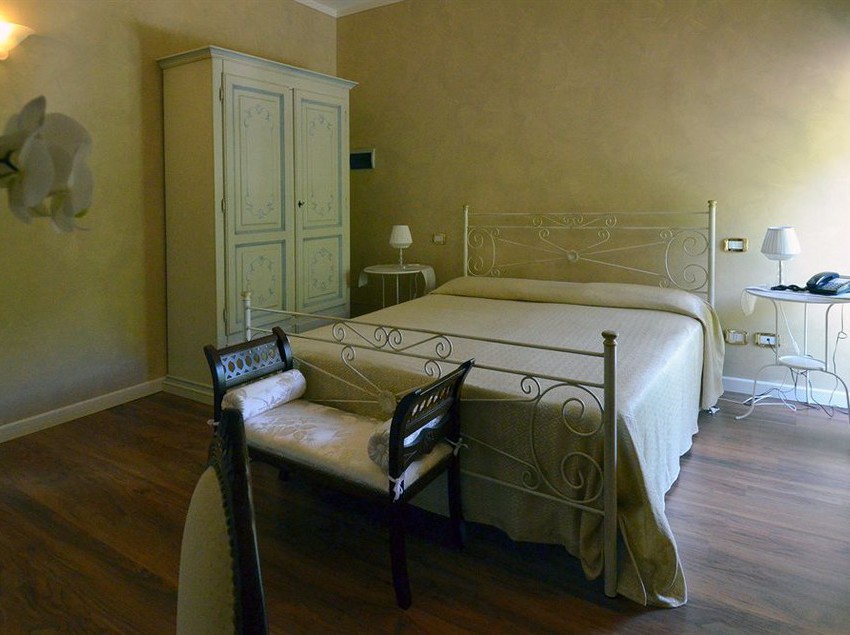 Hotel Edonè  | Roe Volciano | Brescia | Italia 14