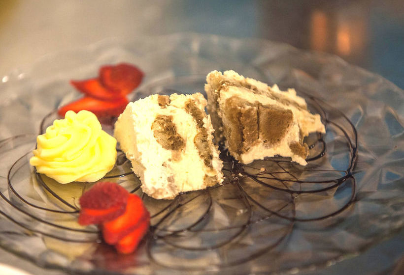 Hotel Edonè  | Roe Volciano | Brescia | Italia 17