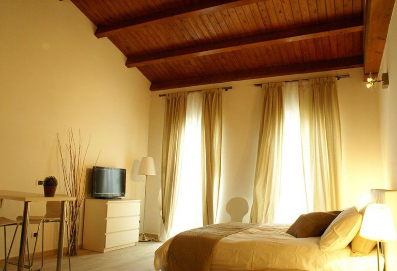 Hotel Dalmati House Trevignano Romano