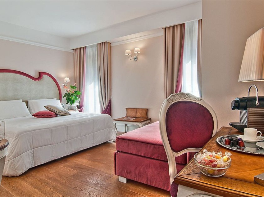 Hotel Infinity   | Roma | Roma | Italia 1