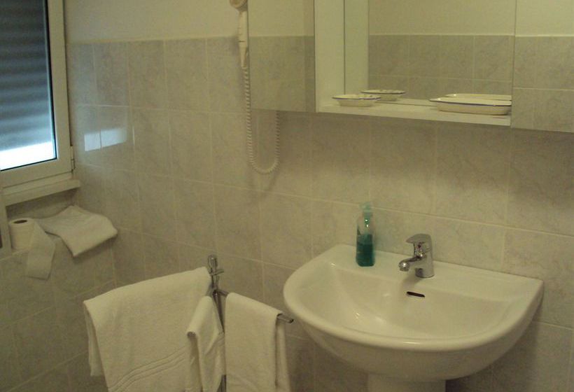 Bed and Breakfast Bed&Breakfast Domus Della Radio Trevignano Romano Roma