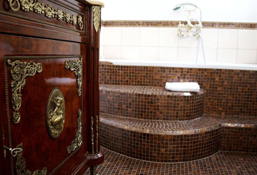 Locanda Piazza di Spagna Suites  | Trevignano Romano | Roma | Italia 8