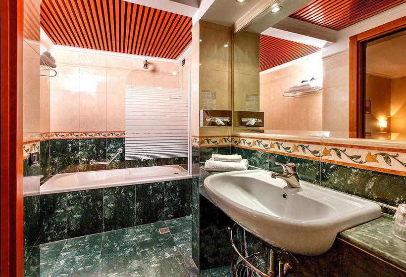 Hotel Smeraldo  | Trevignano Romano | Roma | Italia 2