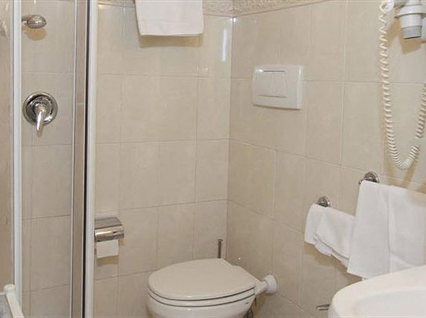 Hotel Marinella  | Sanremo | Imperia | Italia 4