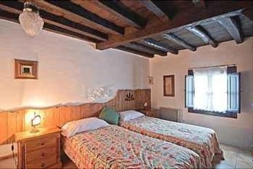 El Callejon De La Gila  | Casas del Castañar | Cáceres | España 3