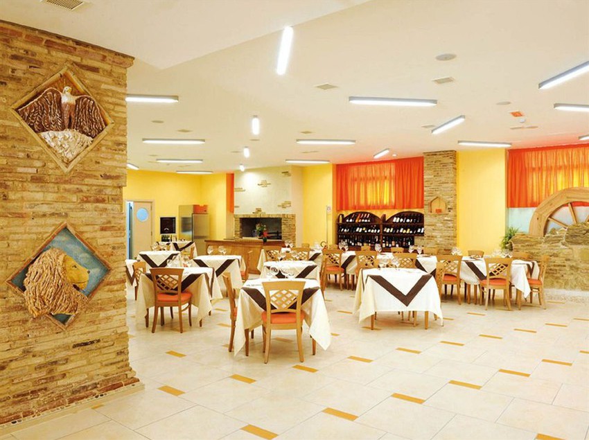 Hotel Cristina  | Rocca san Giovanni | Chieti | Italia 2