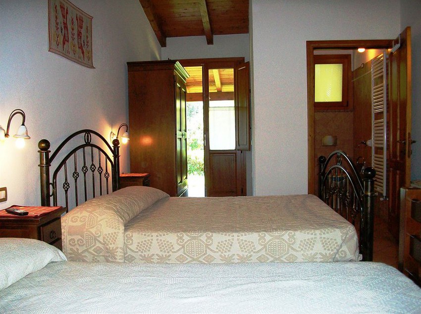 Su Leunaxiu  | Cagliari | Sardegna | Italia 6