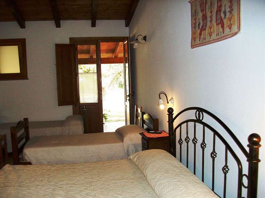 Su Leunaxiu  | Cagliari | Sardegna | Italia 7