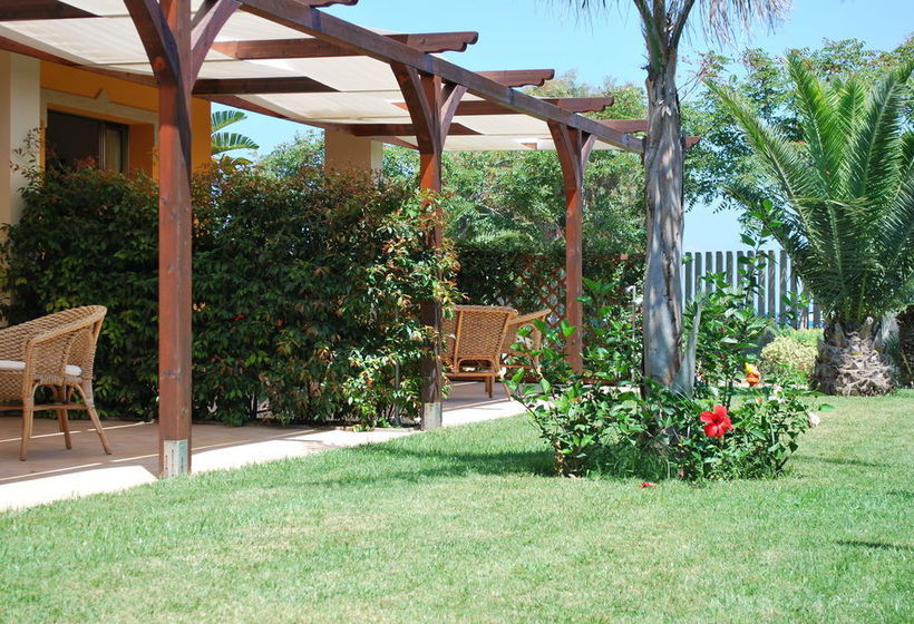 Resort Baia Di Trainiti Vibo Valentia