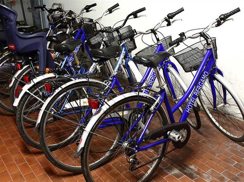 Hotel Bergamo  | San Bartolomeo al Mare | Imperia | Italia 1