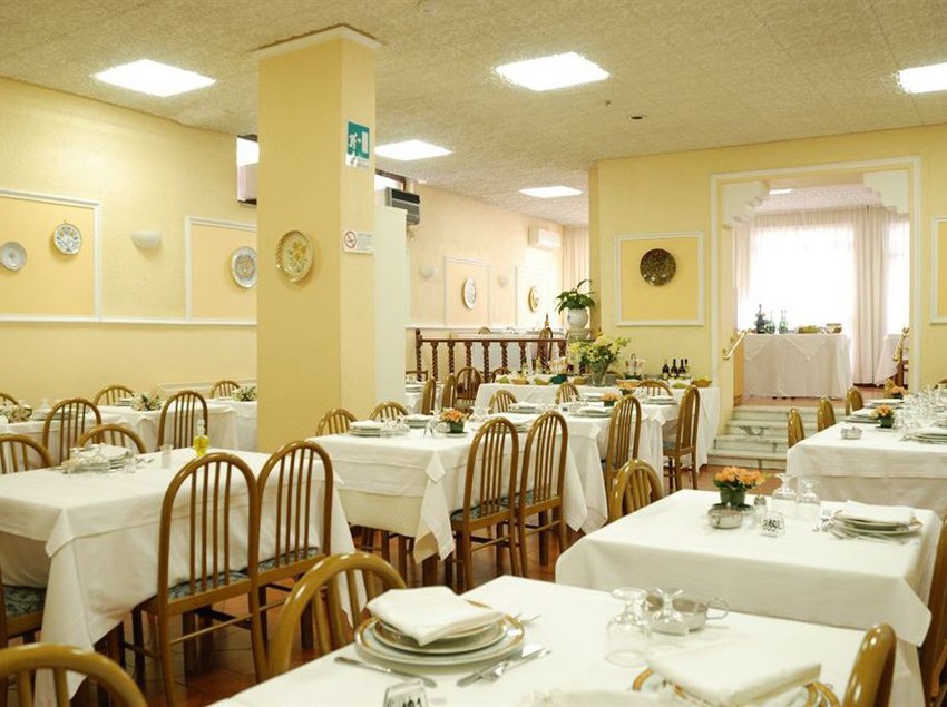 Hotel Iris Crillon  | Fiuggi | Frosinone | Italia 4