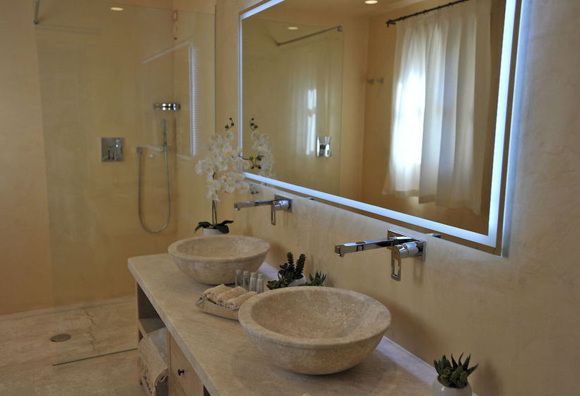 Hotel Li Finistreddi Arzachena Cerdeña