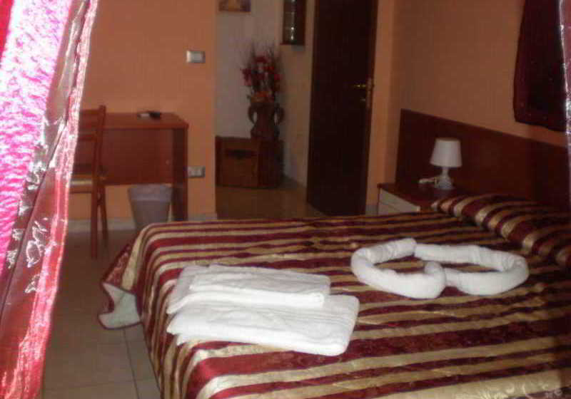 Bed and Breakfast Holiday House Roma  | Roma | Roma | Italia 1