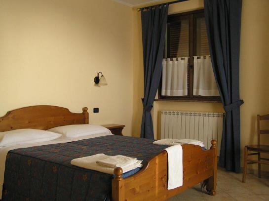 Enolocanda Del Tufo  | Dogliani | Cuneo | Italia 12