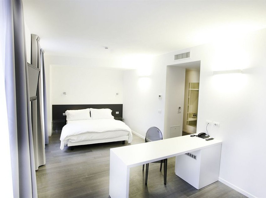 Hotel Garni On The Rock  | Arco | Trento | Italia 13