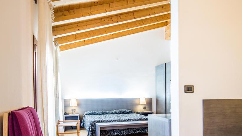 Hotel La Pergola  | Lignano Sabbiadoro | Udine | Italia 1