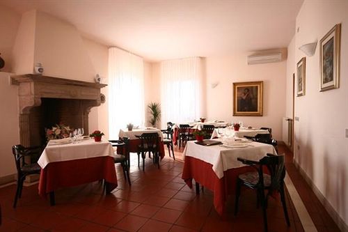 Casa Oliva  | Serrungarina | Pesaro e Urbino | Italia 9