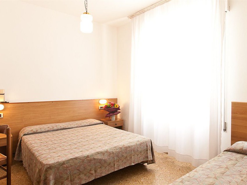 Hotel Manzoni  | Jesolo | Venezia | Italia 9