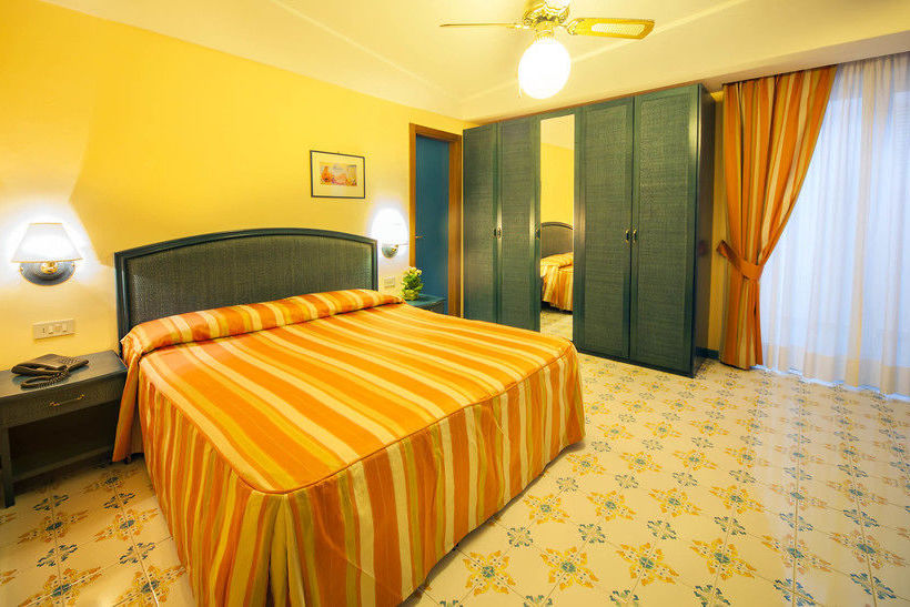 Hotel Ambasciatori  | Ischia | Napoli | Italia 1