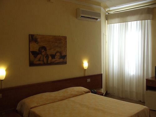 Hotel Albergo Il Giglio  | Prato | Prato | Italia 8