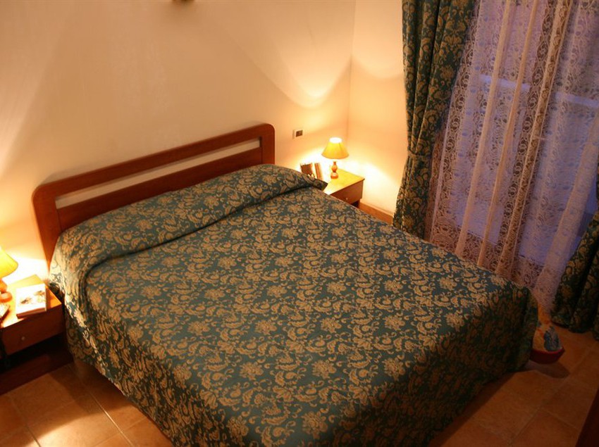 Hotel I Due Leoni  | Citta Sant'Angelo | Pescara | Italia 1