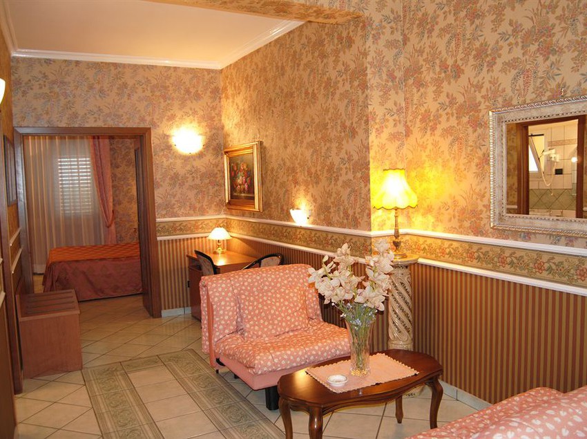 Hotel Nespolo D'oro  | Lariano | Roma | Italia 11