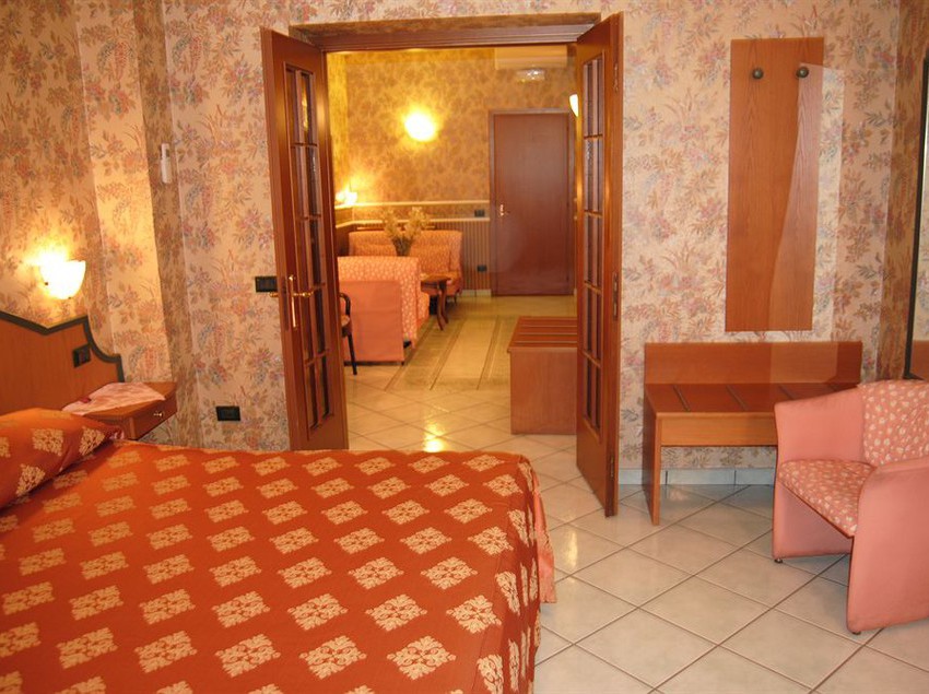 Hotel Nespolo D'oro  | Lariano | Roma | Italia 15